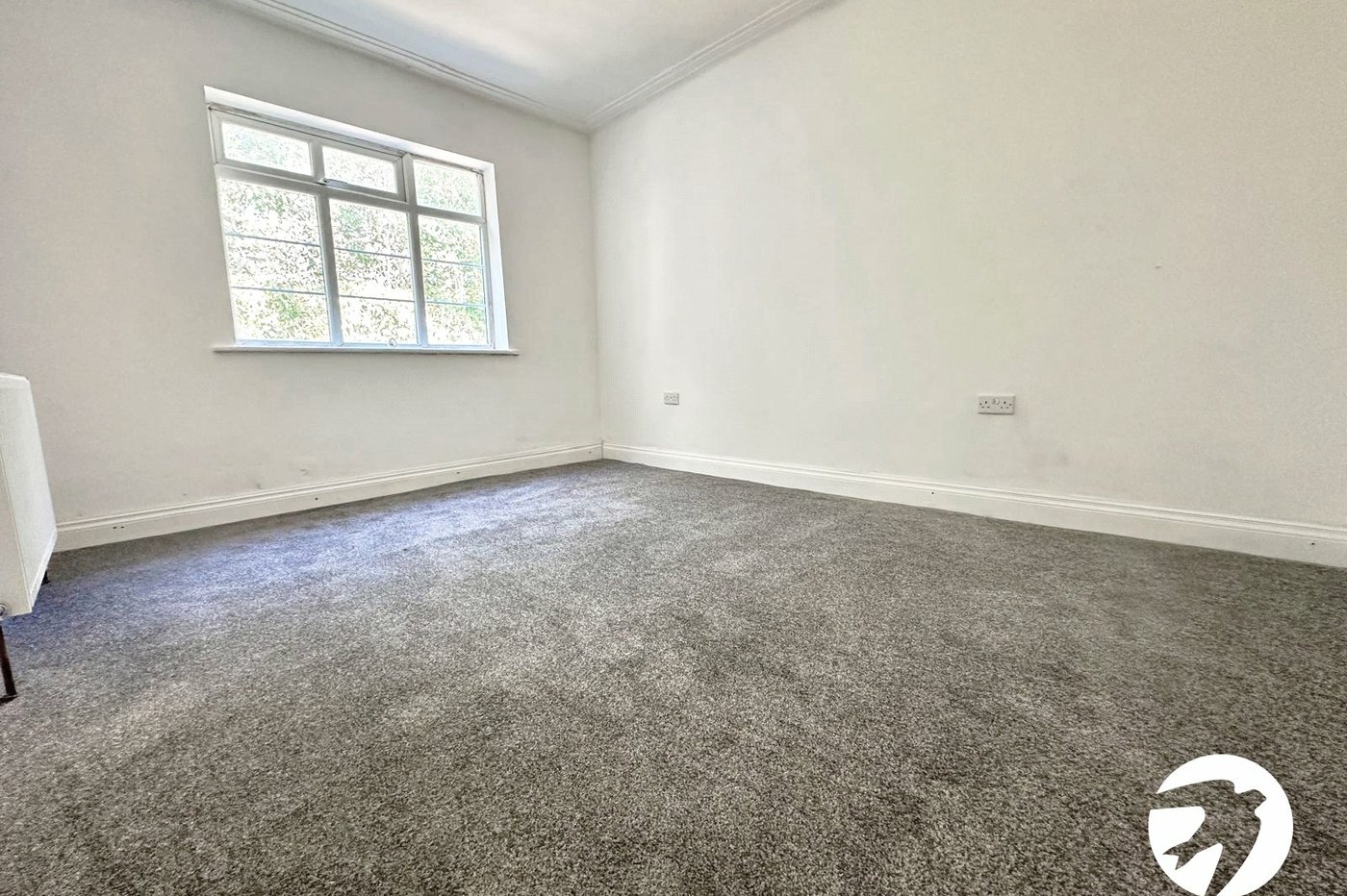 2 bedroom property for sale in London | Robinson Jackson