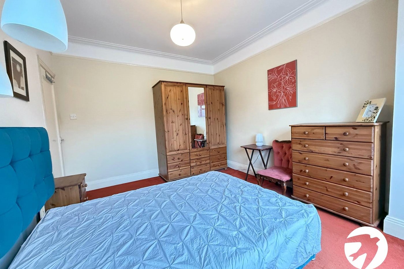 2 bedroom property for sale in London | Robinson Jackson