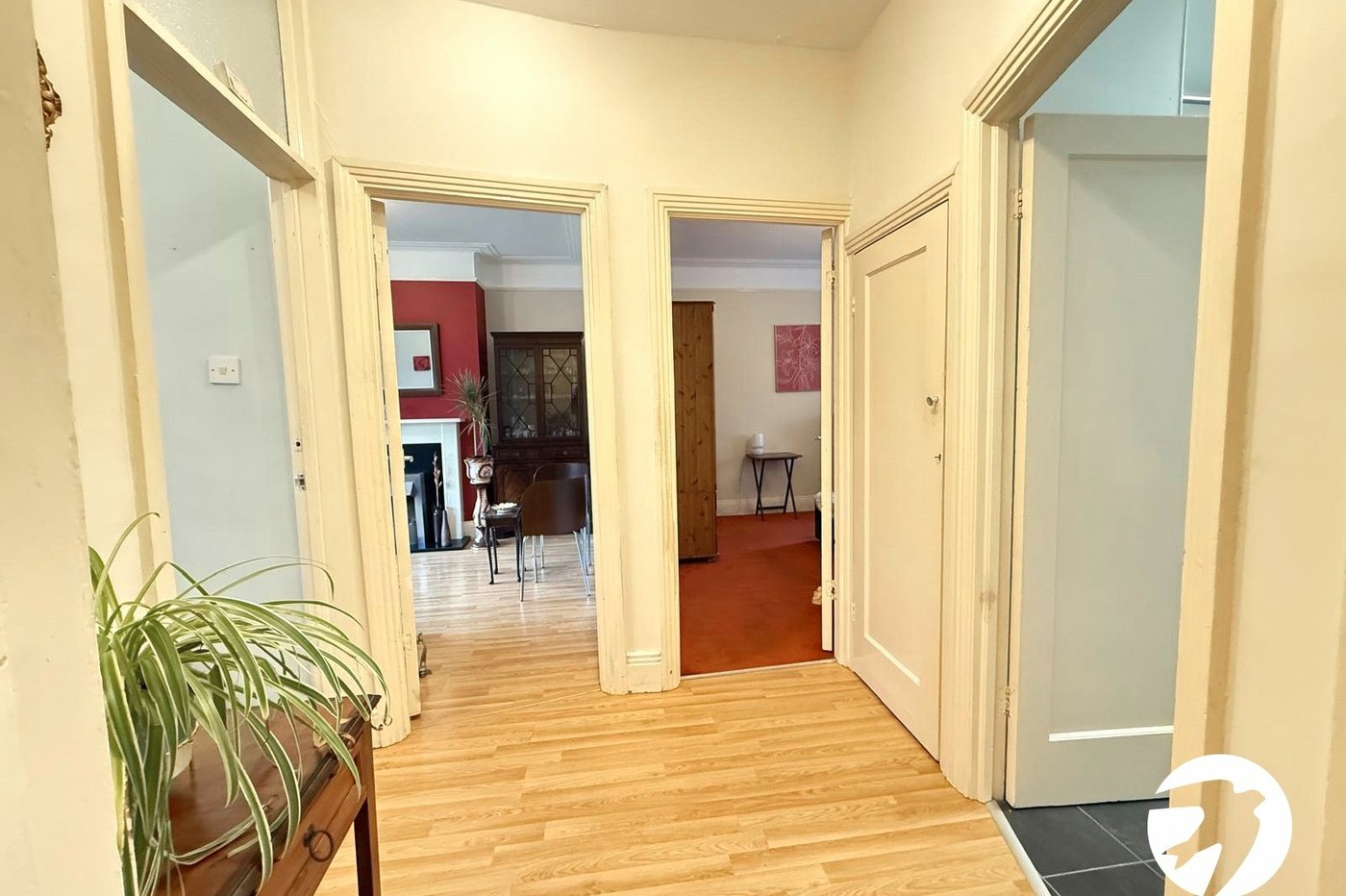 2 bedroom property for sale in London | Robinson Jackson