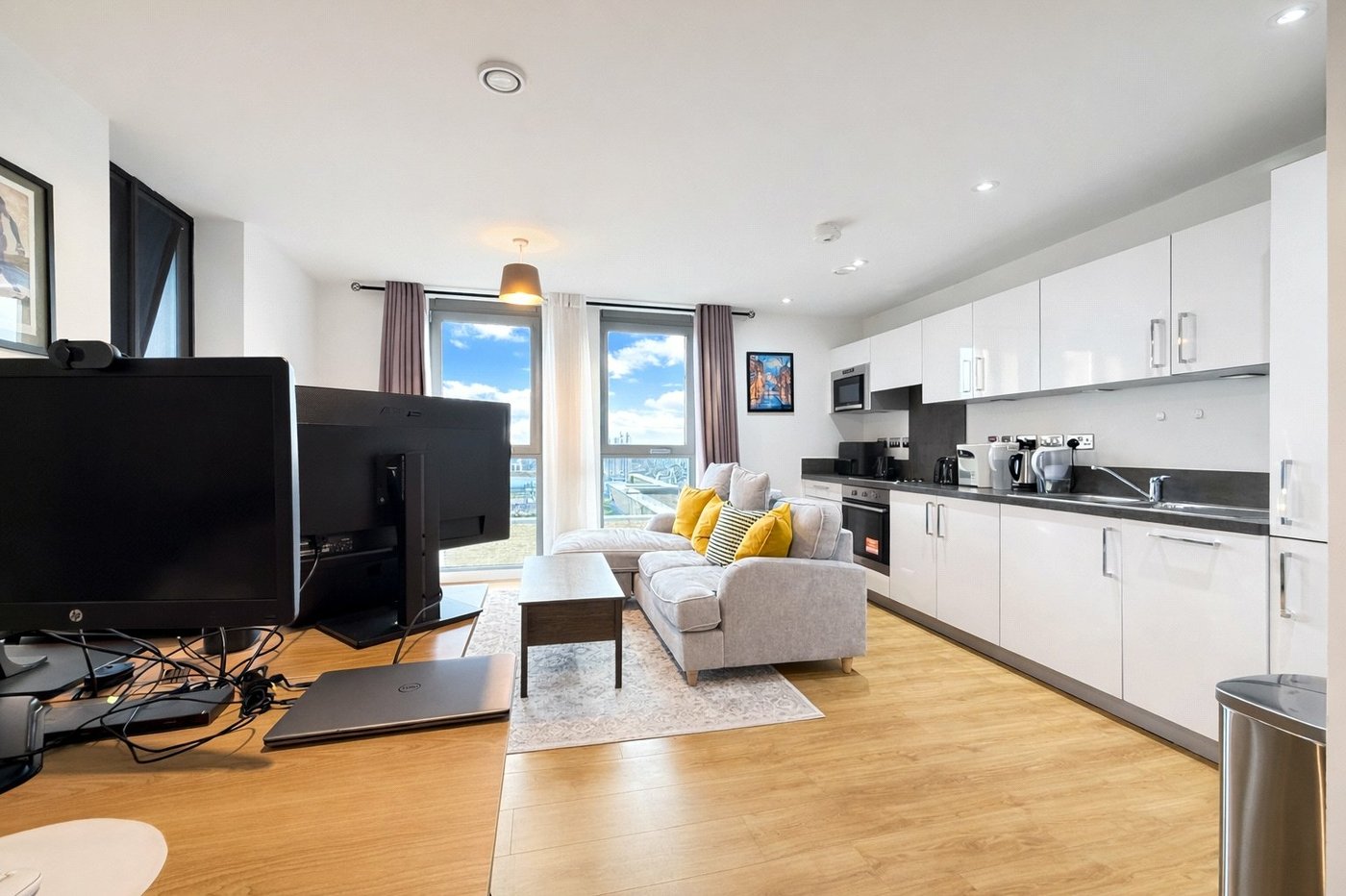 1 bedroom property for sale in London | Robinson Jackson