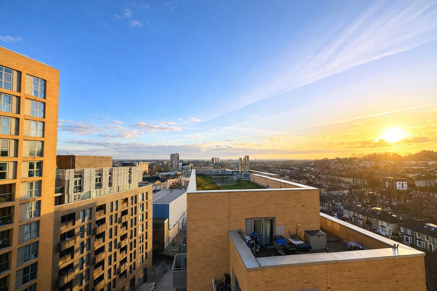 1 bedroom property for sale in London | Robinson Jackson