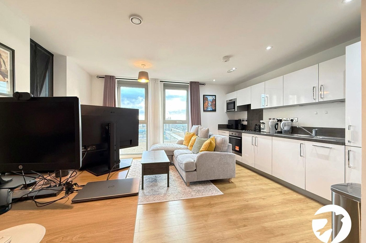 1 bedroom property for sale in London | Robinson Jackson