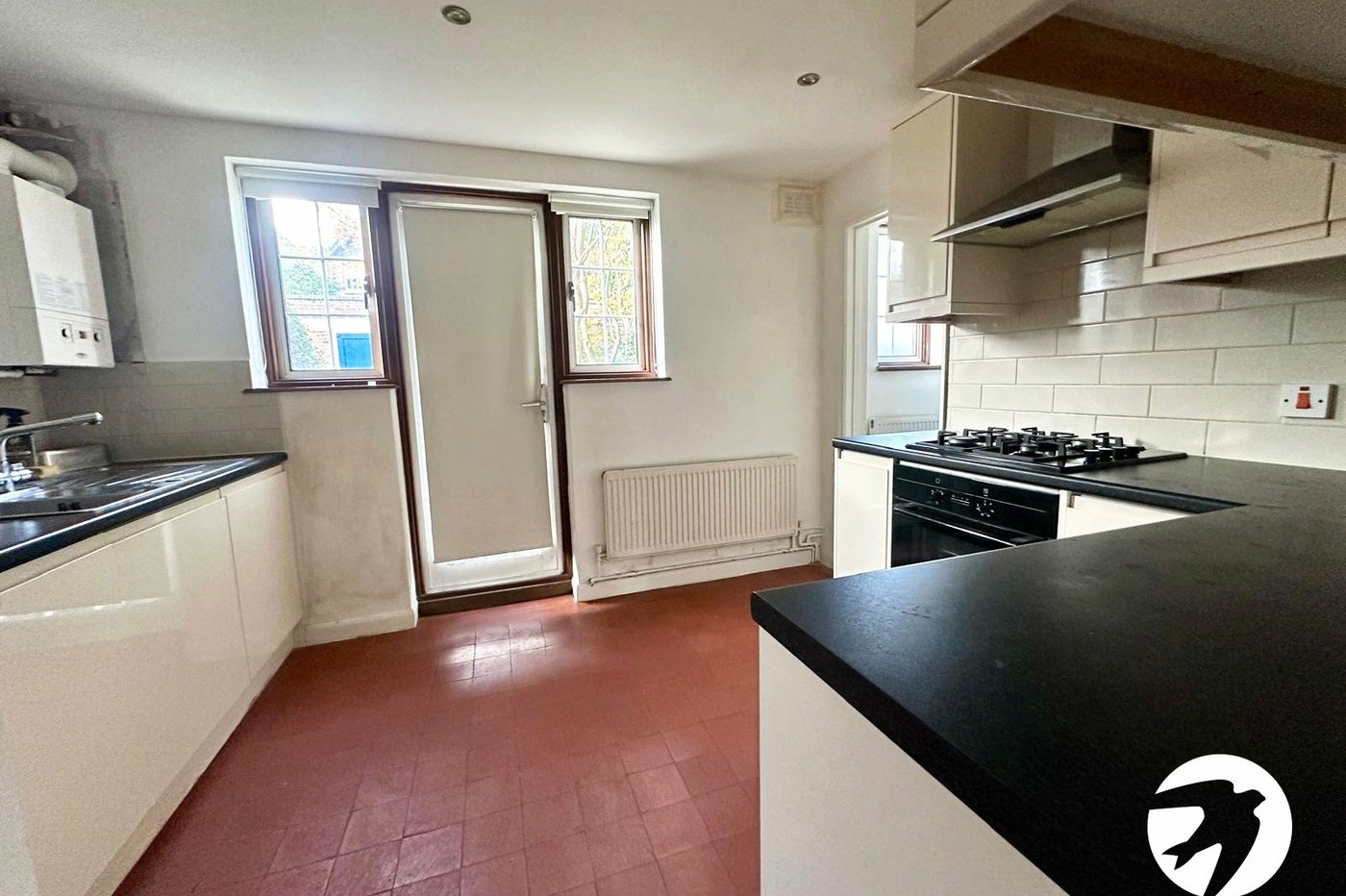 2 bedroom property for sale in London | Robinson Jackson