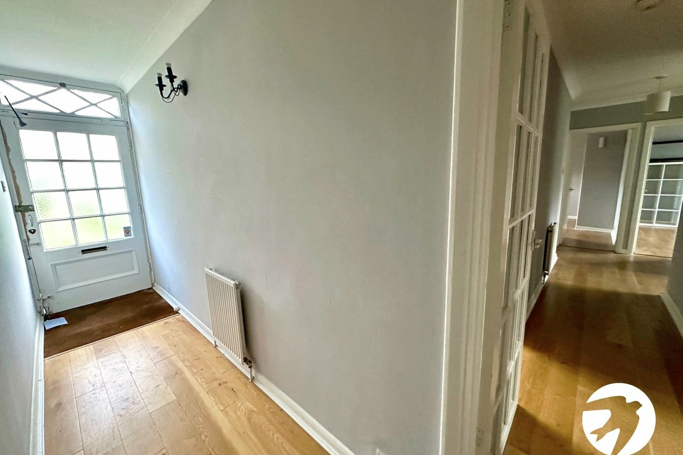 2 bedroom property for sale in London | Robinson Jackson