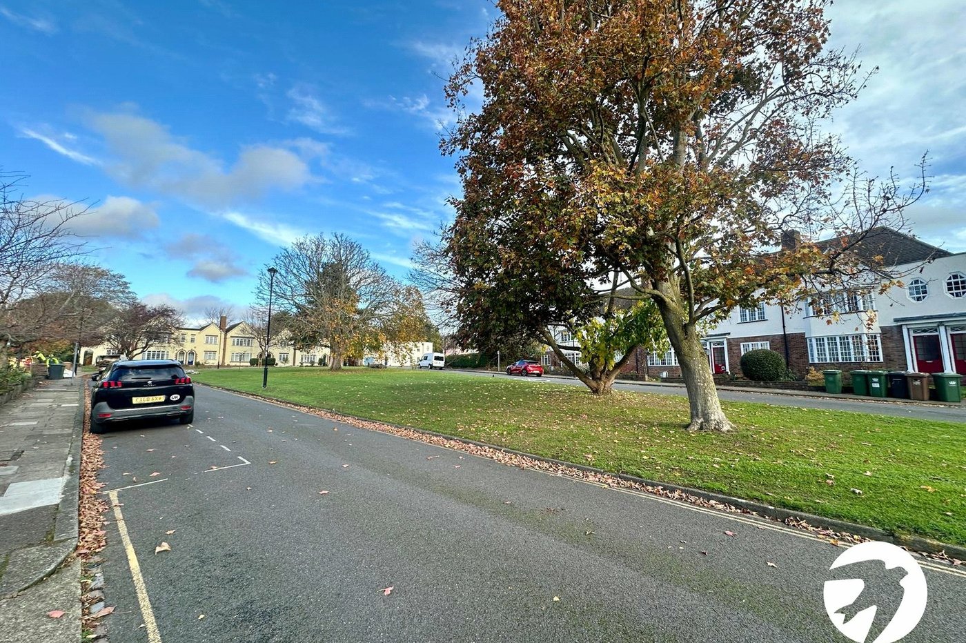 2 bedroom property for sale in London | Robinson Jackson