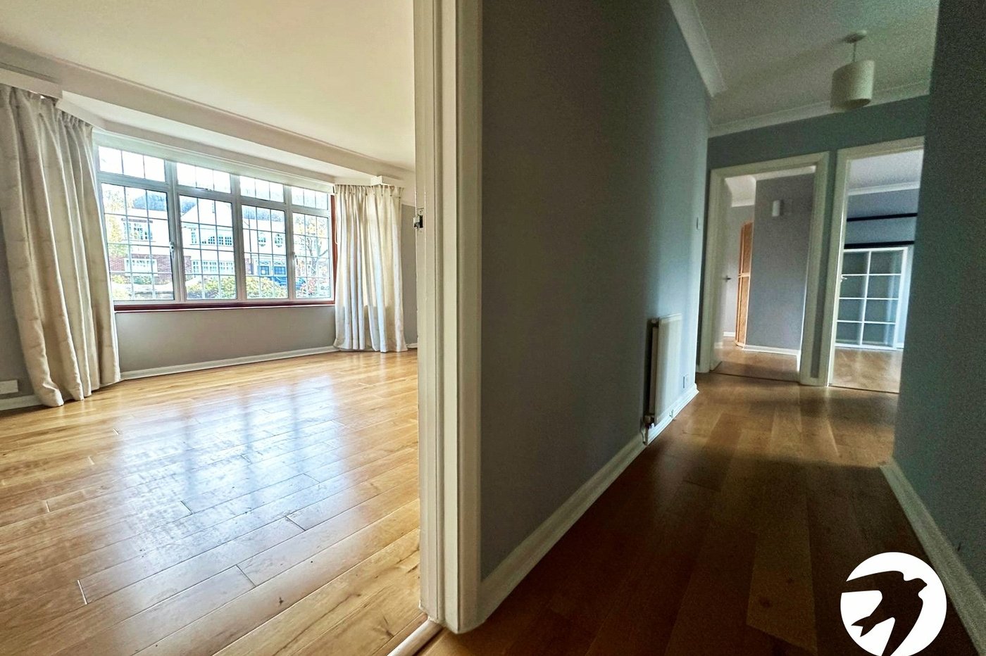 2 bedroom property for sale in London | Robinson Jackson