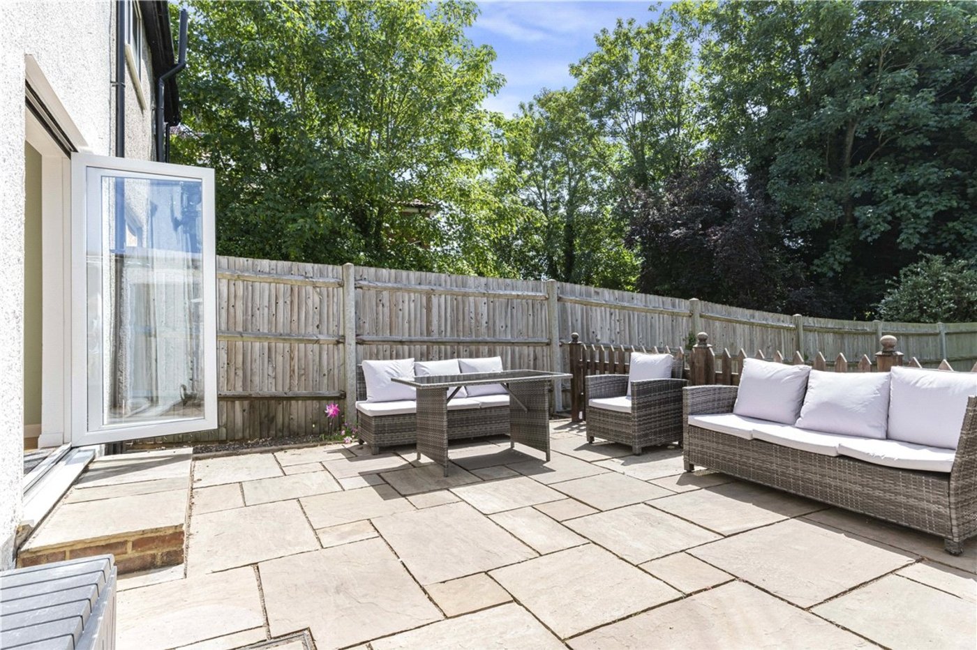 3 bedroom house for sale in Orpington | Robinson Jackson