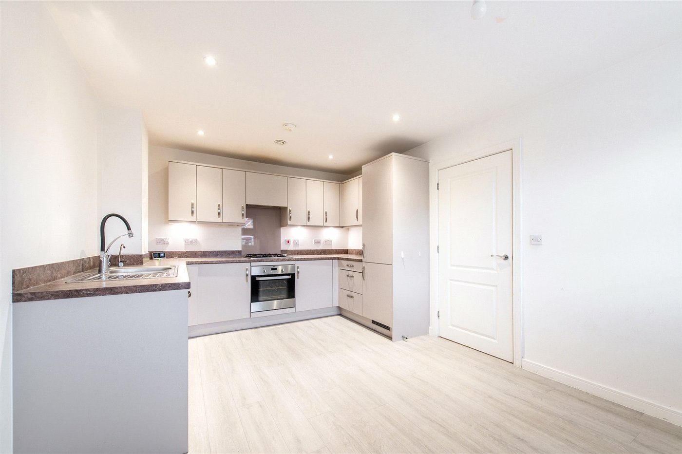 4 bedroom house for sale in Gravesend | Robinson Michael & Jackson