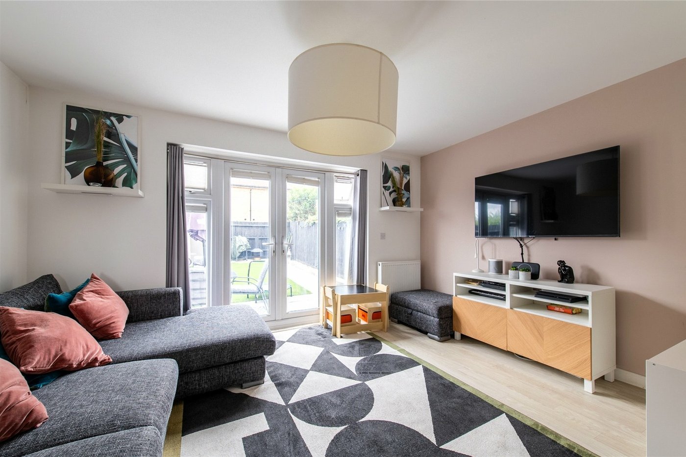 2 bedroom house for sale in Gravesend | Robinson Michael & Jackson