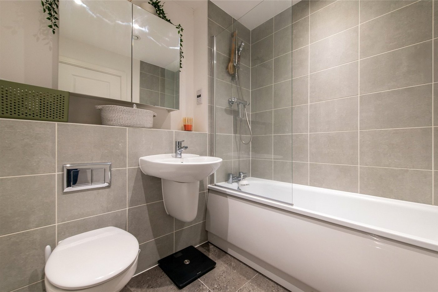 2 bedroom house for sale in Gravesend | Robinson Michael & Jackson