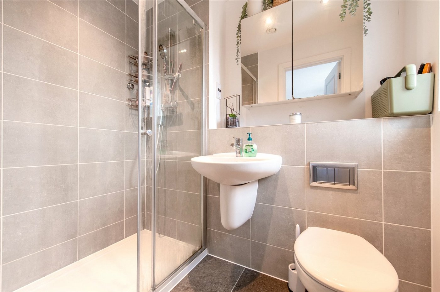 2 bedroom house for sale in Gravesend | Robinson Michael & Jackson