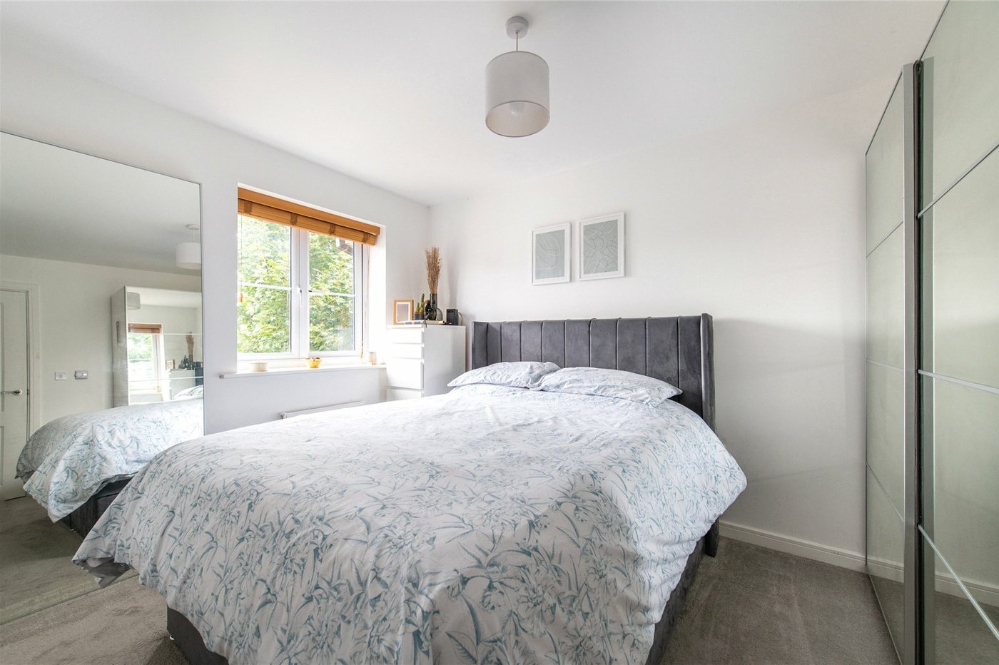 2 bedroom house for sale in Gravesend | Robinson Michael & Jackson