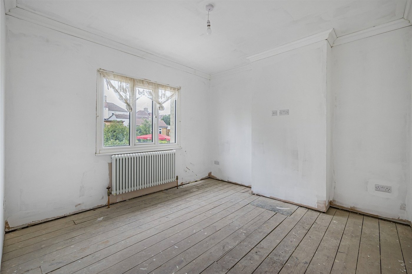 3 bedroom house for sale in Welling | Robinson Jackson