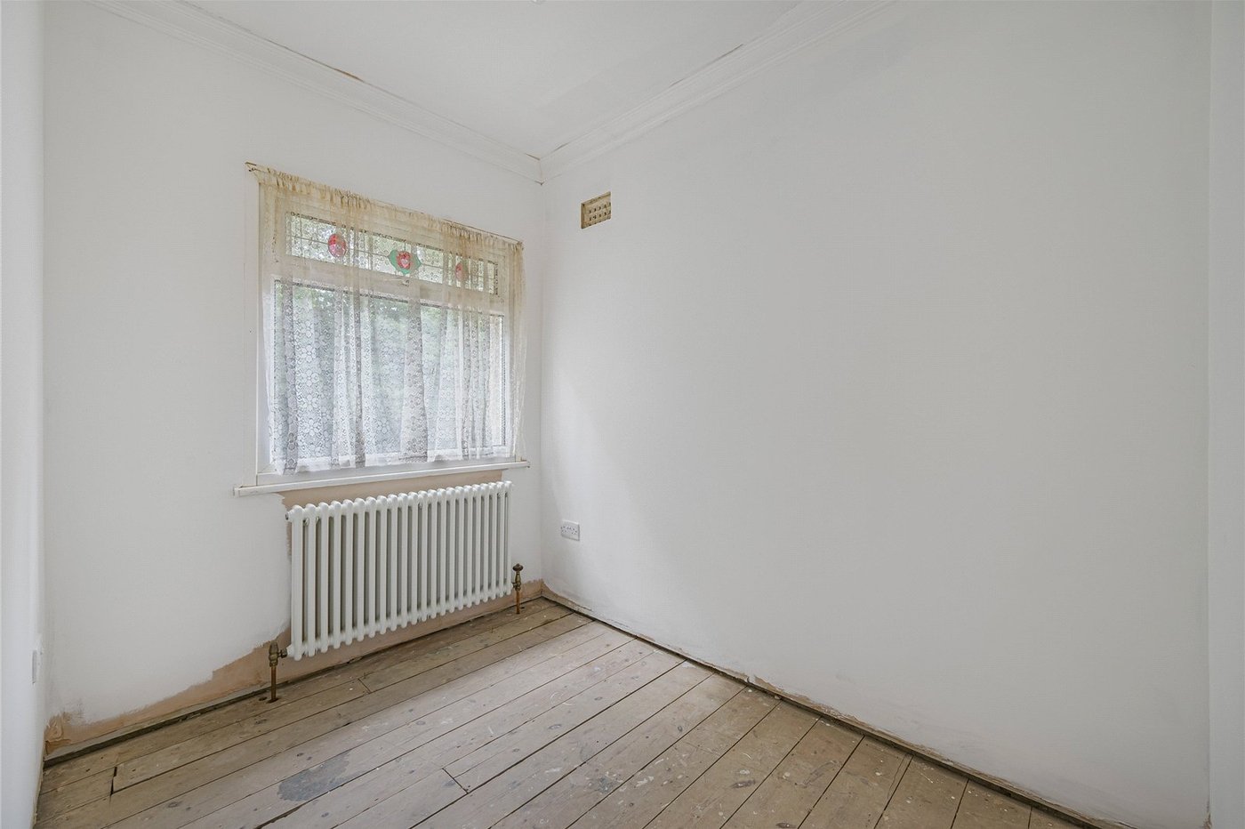 3 bedroom house for sale in Welling | Robinson Jackson