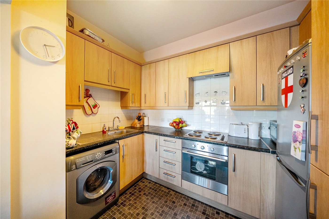 2 bedroom property for sale in  | Robinson Jackson