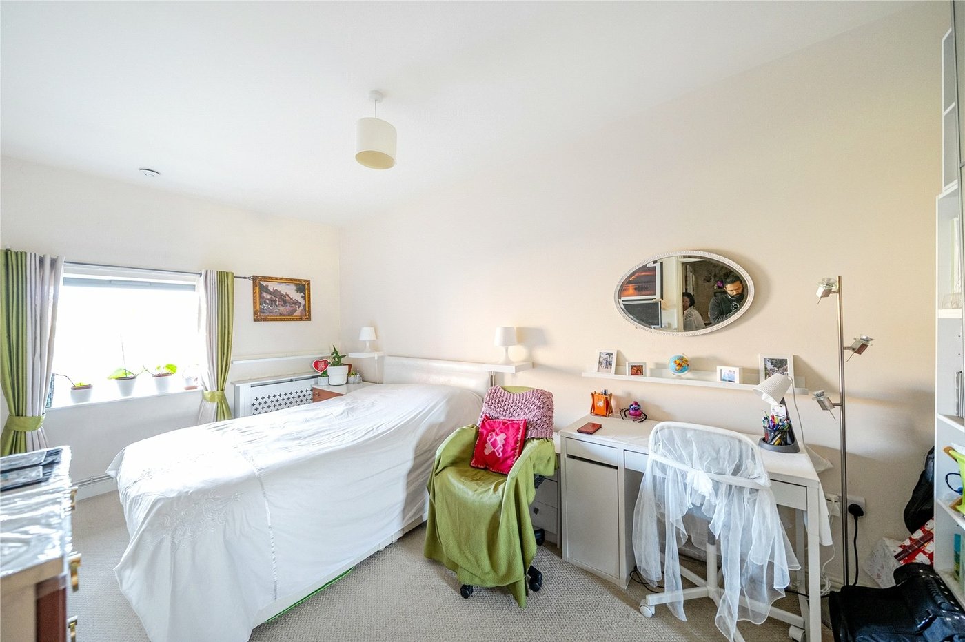 2 bedroom property for sale in  | Robinson Jackson