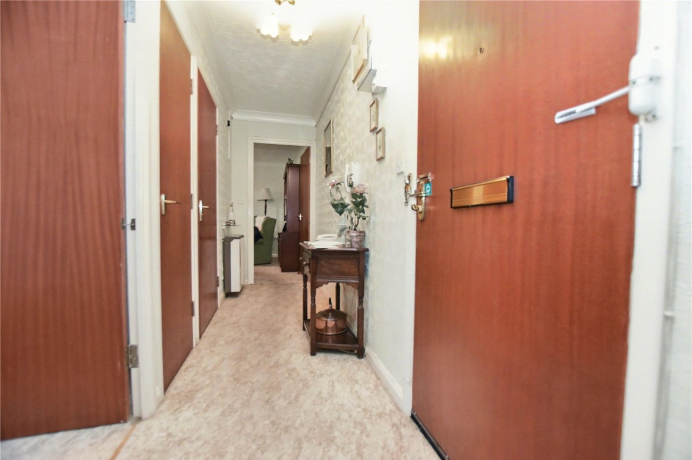 2 bedroom property for sale in Crayford | Robinson Jackson