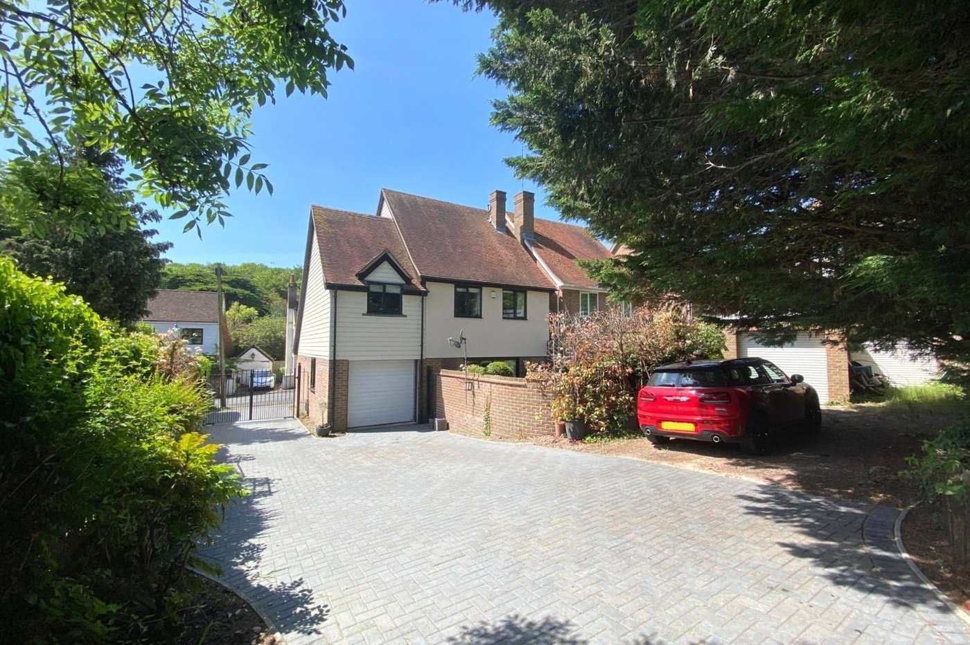 4 bedroom house for sale in Farningham | Robinson Jackson