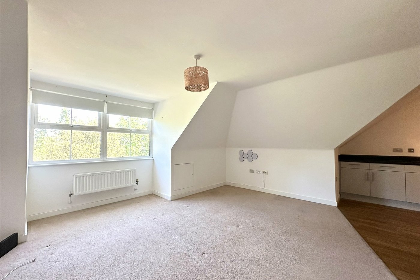1 bedroom property for sale in Greenhithe | Robinson Jackson