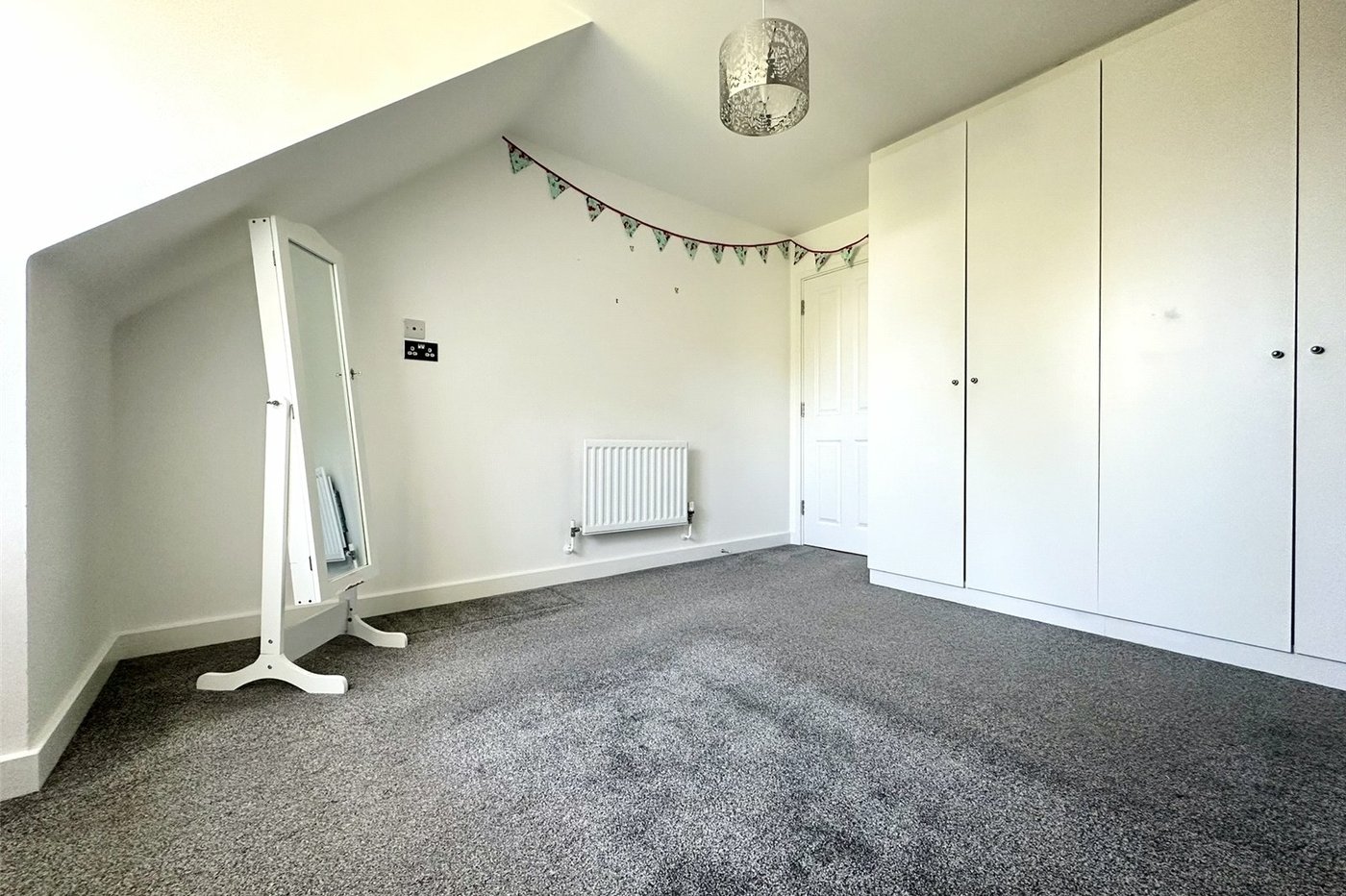1 bedroom property for sale in Greenhithe | Robinson Jackson