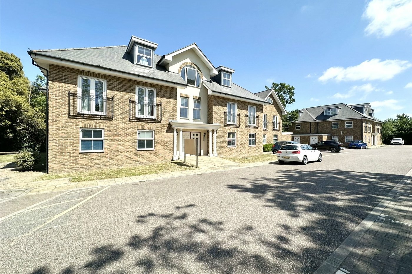 1 bedroom property for sale in Greenhithe | Robinson Jackson