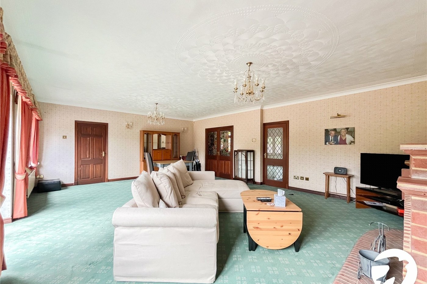 4 bedroom bungalow for sale in Newington | Robinson Michael & Jackson