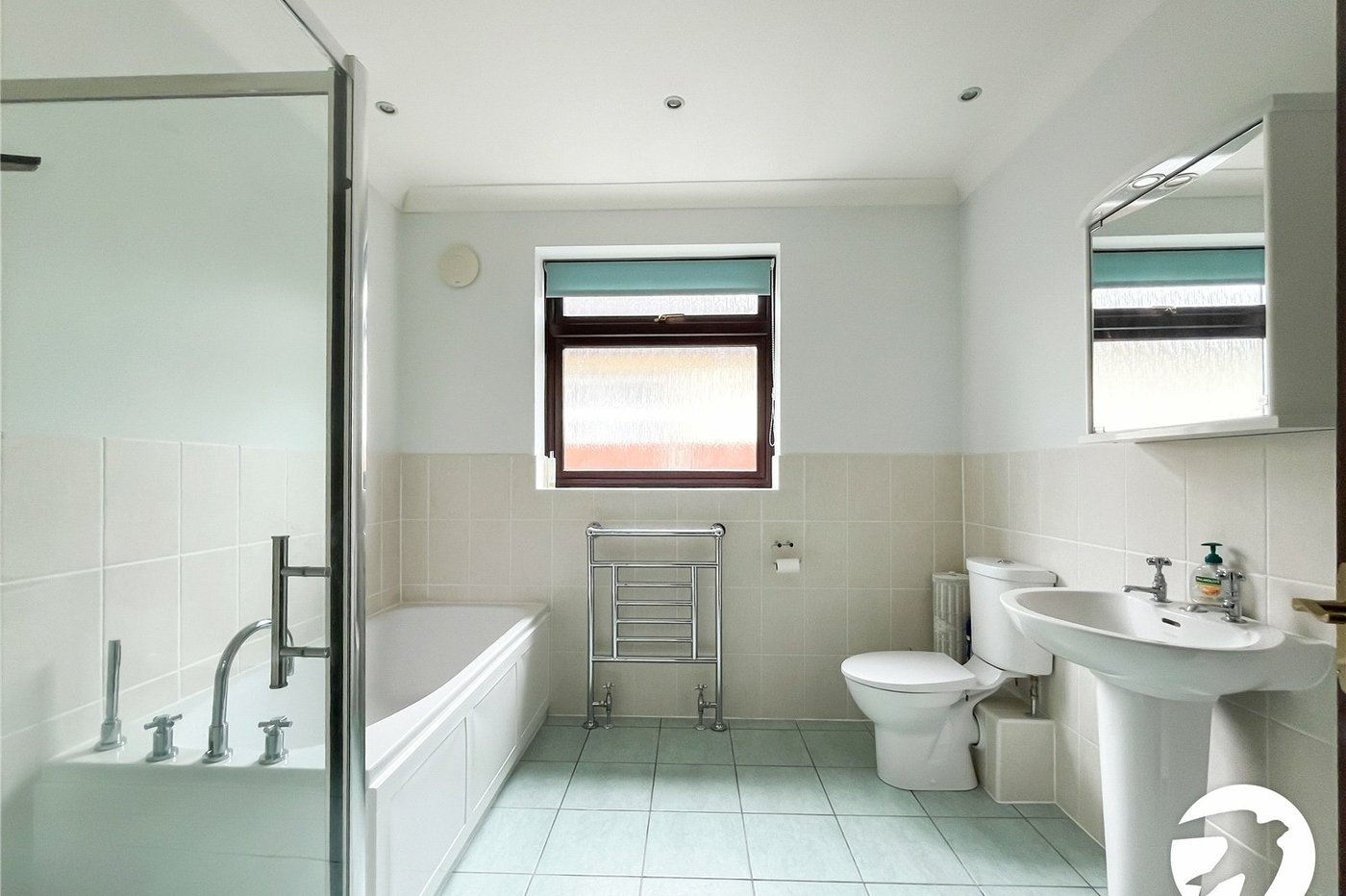 4 bedroom bungalow for sale in Newington | Robinson Michael & Jackson