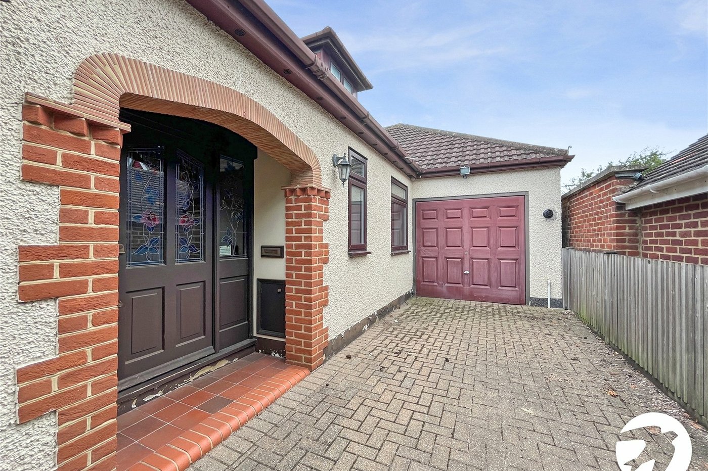 4 bedroom bungalow for sale in Newington | Robinson Michael & Jackson