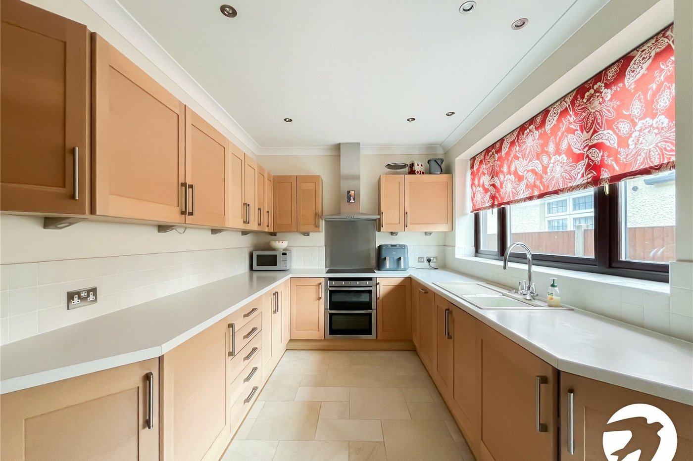 4 bedroom bungalow for sale in Newington | Robinson Michael & Jackson