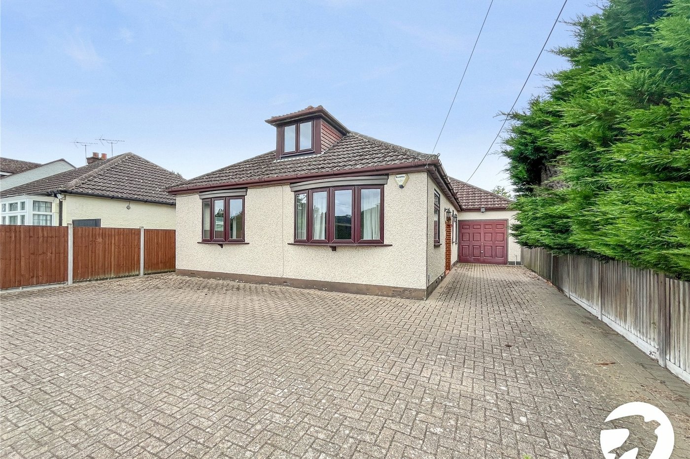 4 bedroom bungalow for sale in Newington | Robinson Michael & Jackson