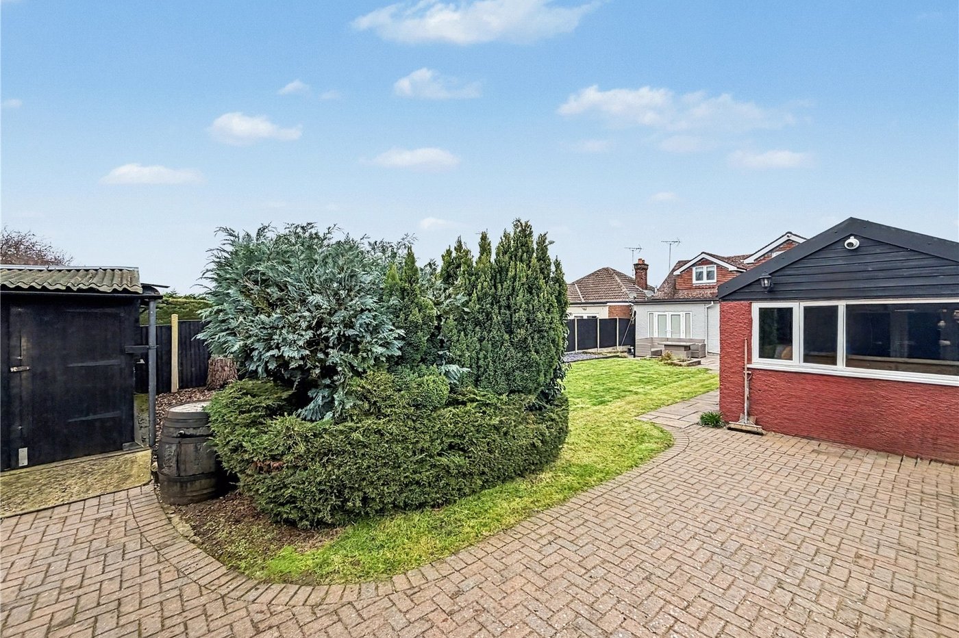4 bedroom bungalow for sale in Newington | Robinson Michael & Jackson