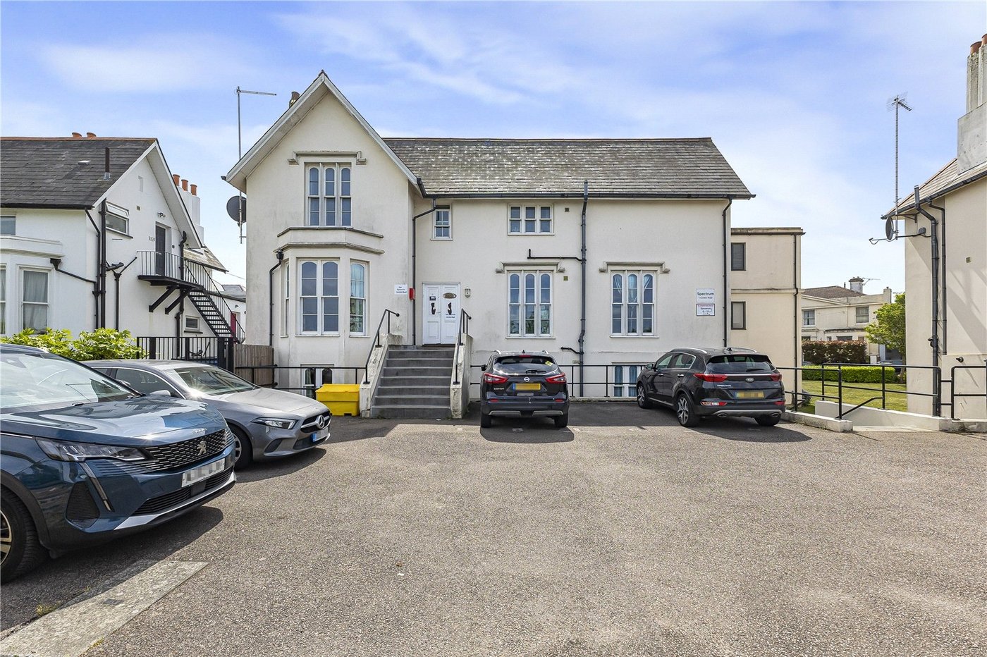 2 bedroom property for sale in Northfleet | Robinson Michael & Jackson