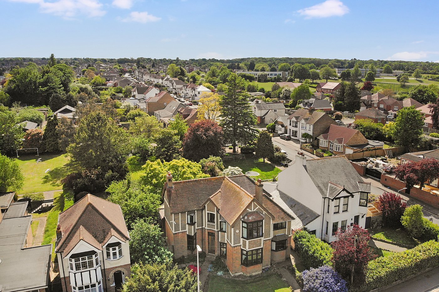 4 bedroom house for sale in Rainham | Robinson Michael & Jackson