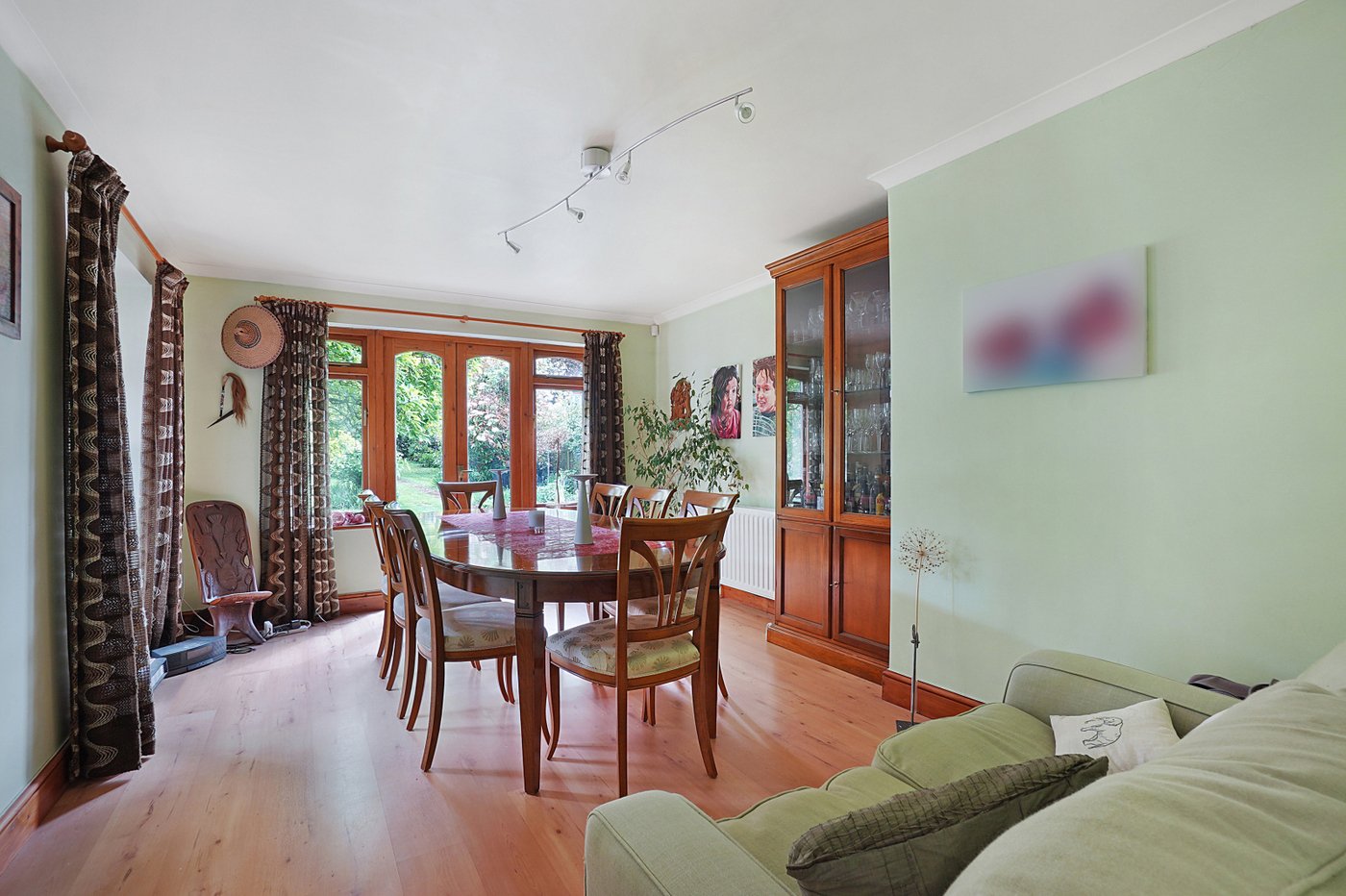 4 bedroom house for sale in Rainham | Robinson Michael & Jackson