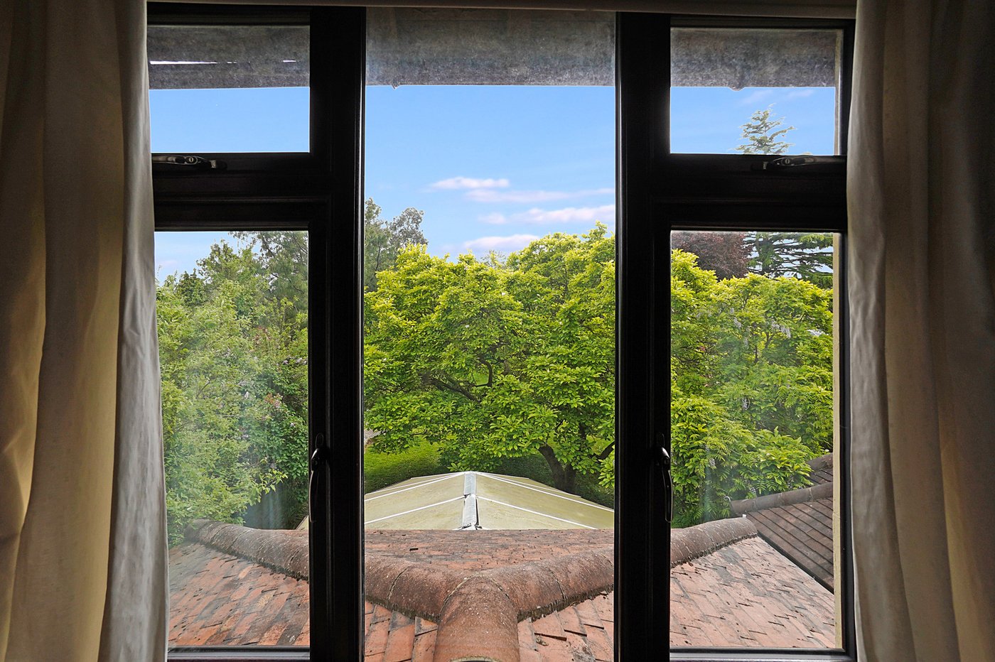 4 bedroom house for sale in Rainham | Robinson Michael & Jackson