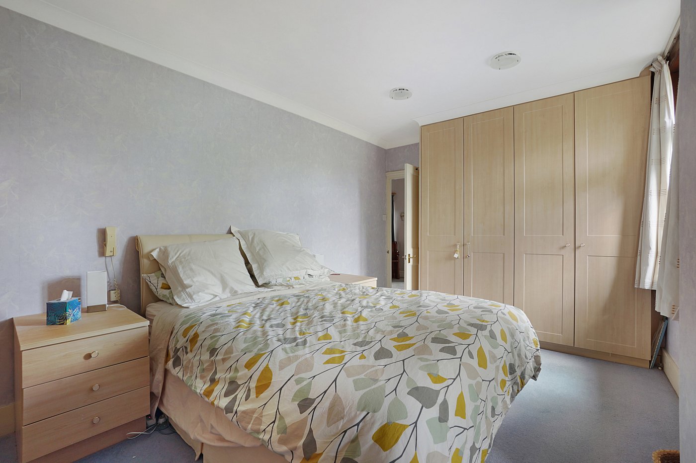 4 bedroom house for sale in Rainham | Robinson Michael & Jackson