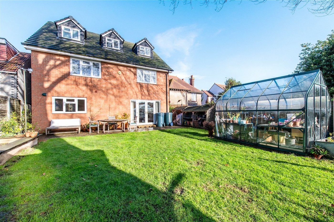 4 bedroom house for sale in Rainham | Robinson Michael & Jackson