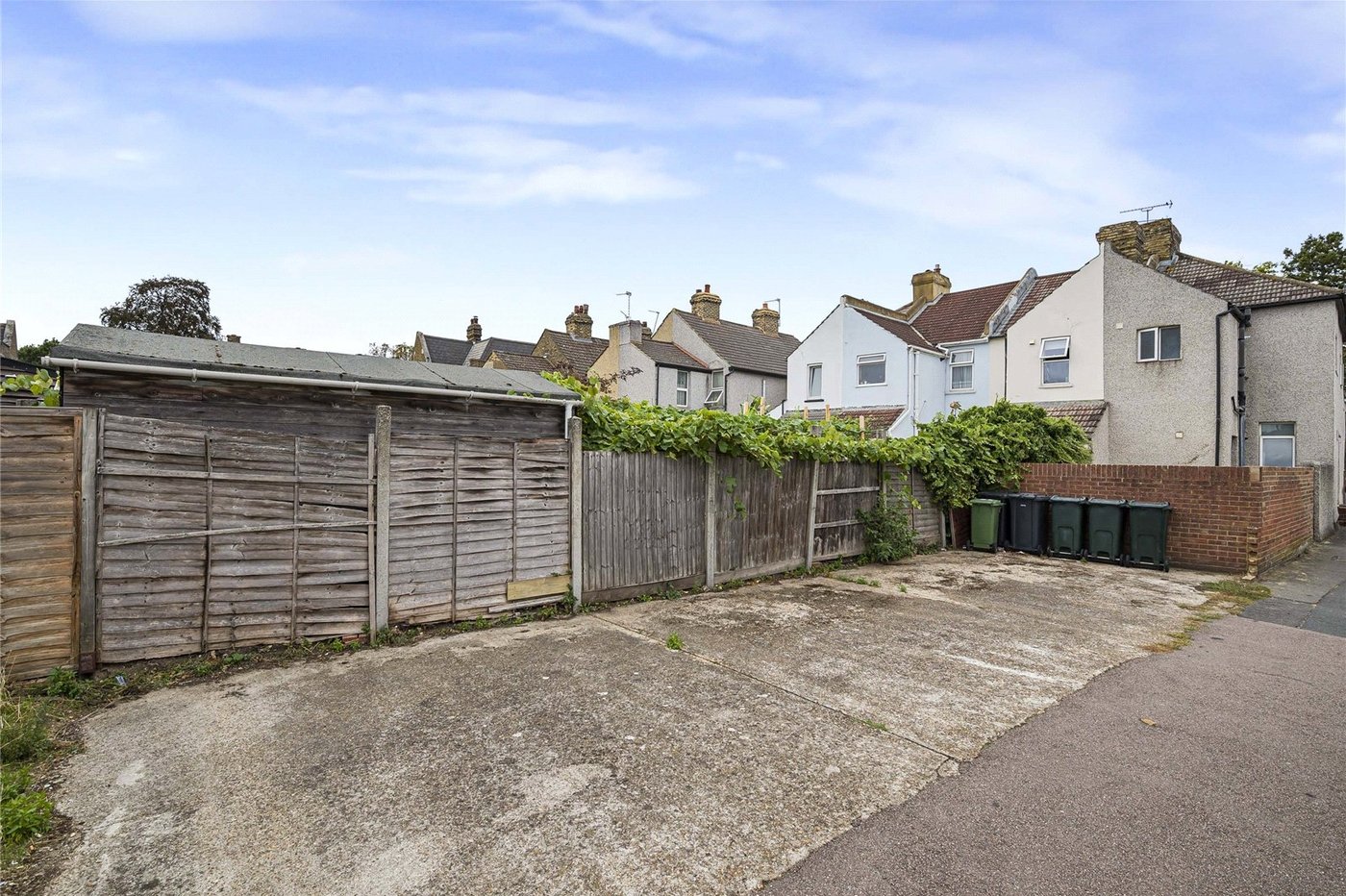 2 bedroom house for sale in Stone | Robinson Jackson