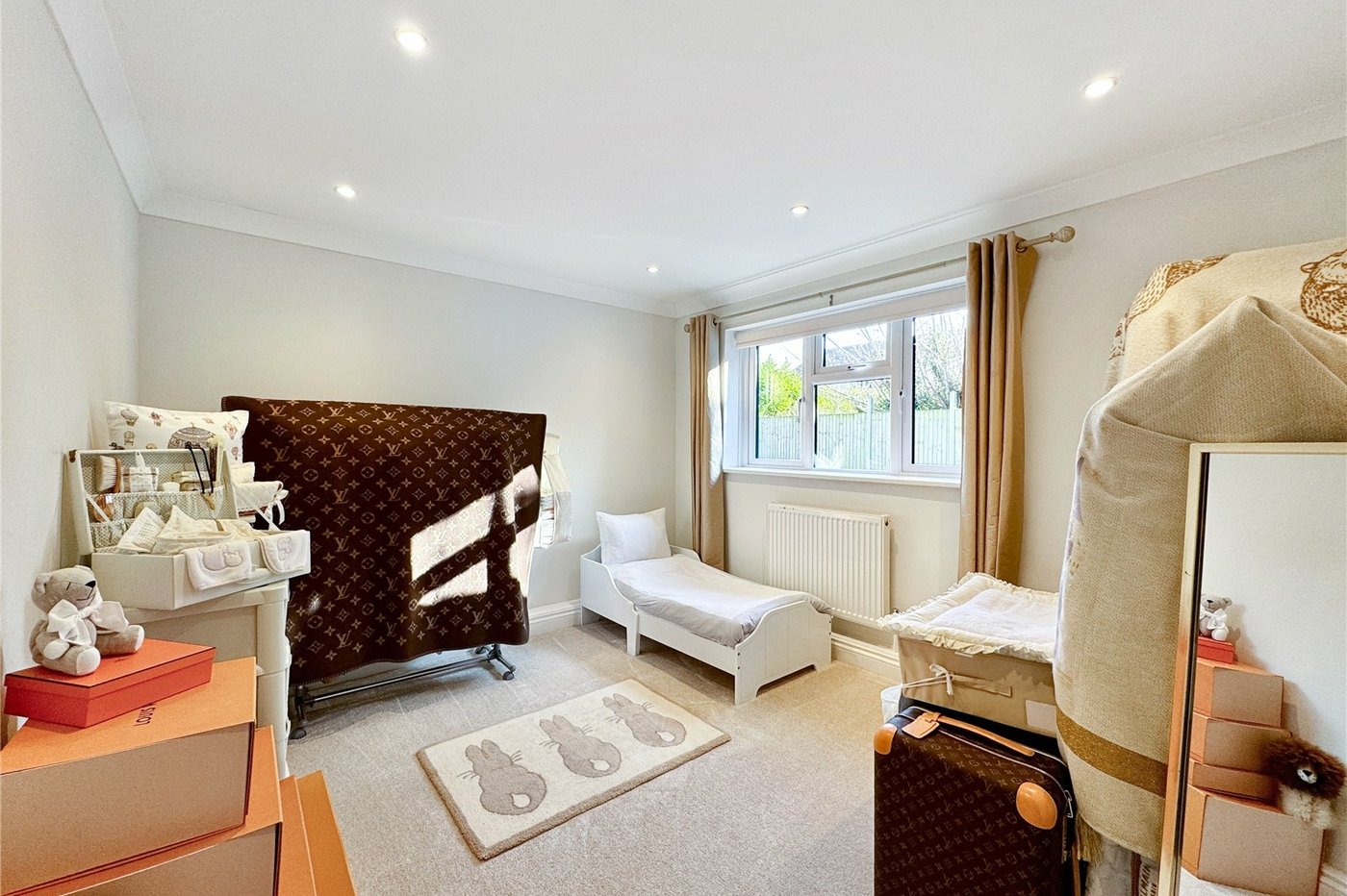 4 bedroom bungalow for sale in West Kingsdown | Robinson Jackson