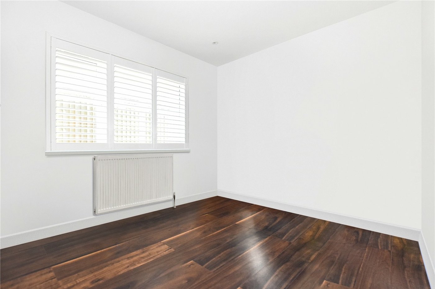 3 bedroom bungalow for sale in Bexleyheath | Robinson Jackson