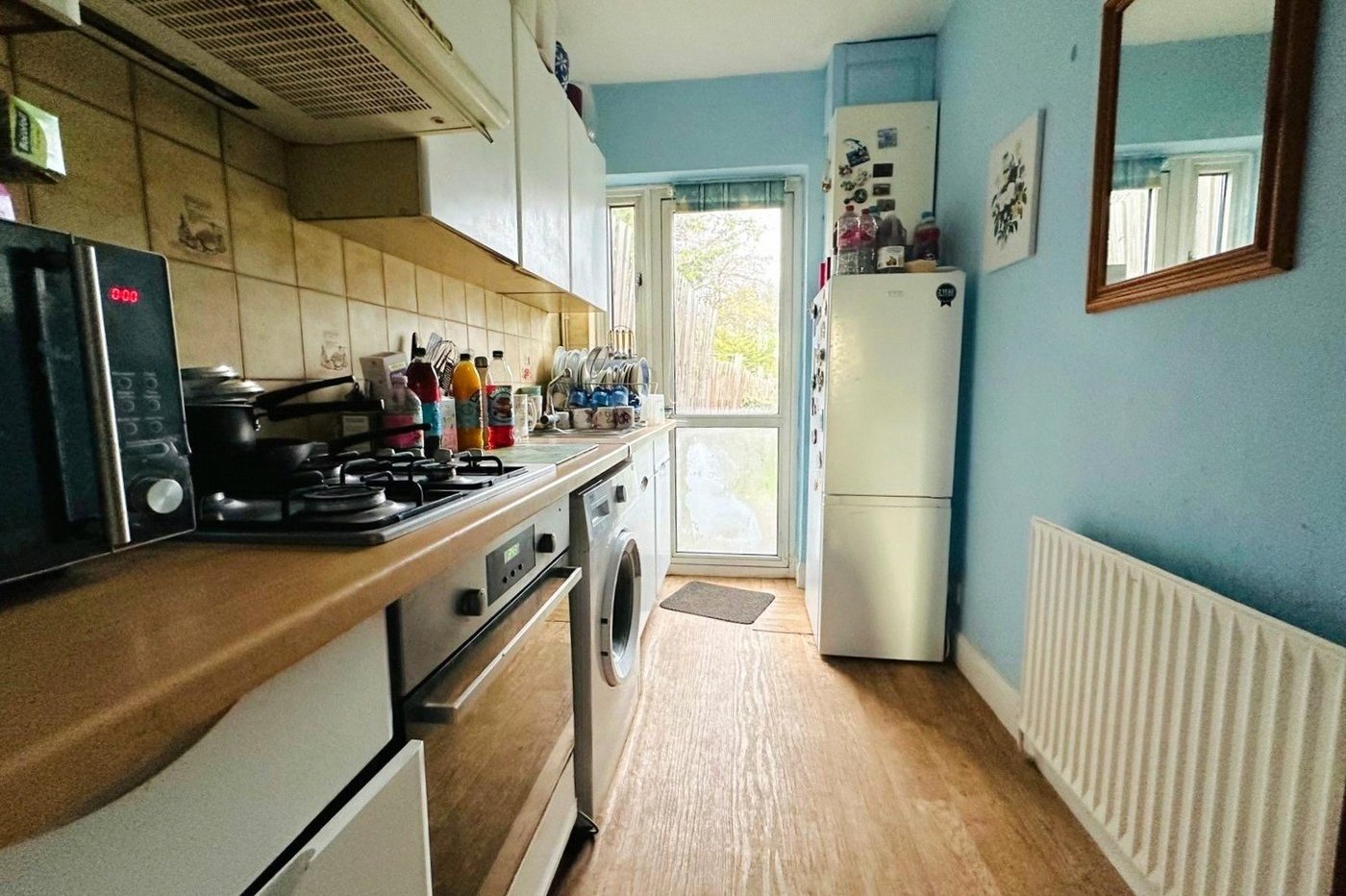 3 bedroom house for sale in London | Robinson Jackson