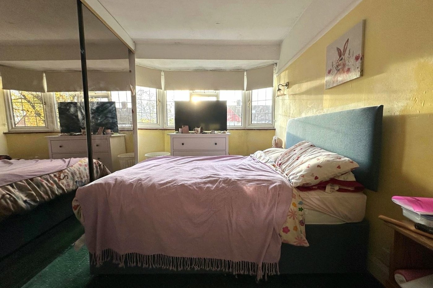 3 bedroom house for sale in London | Robinson Jackson