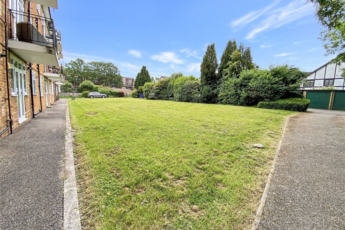 2 bedroom property for sale in Sidcup | Robinson Jackson