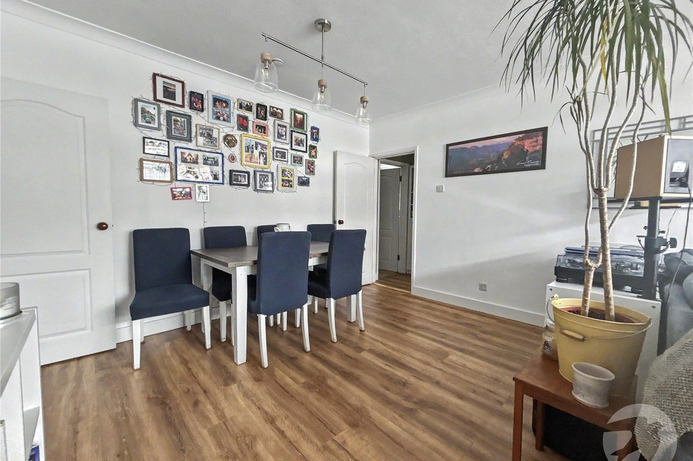 2 bedroom property for sale in Sidcup | Robinson Jackson