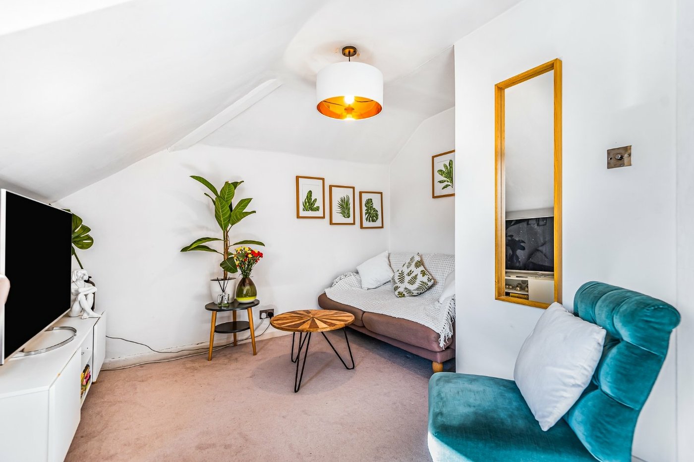 1 bedroom property for sale in  | Robinson Jackson