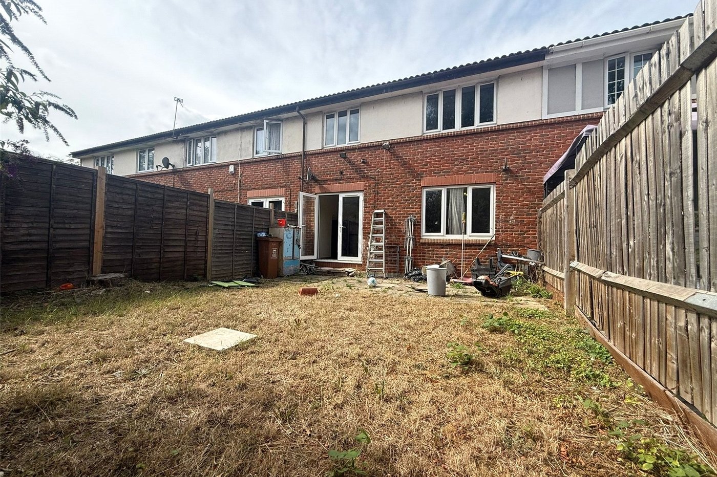3 bedroom house for sale in Thamesmead | Robinson Jackson