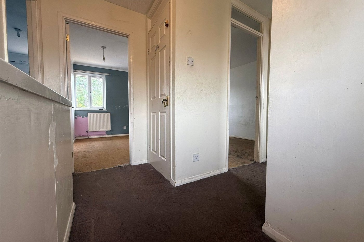 3 bedroom house for sale in Thamesmead | Robinson Jackson