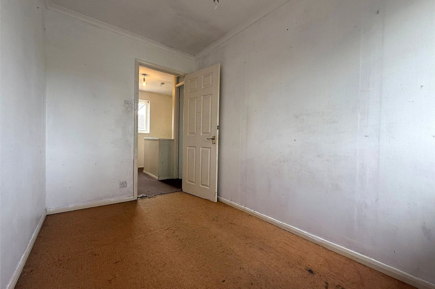 3 bedroom house for sale in Thamesmead | Robinson Jackson