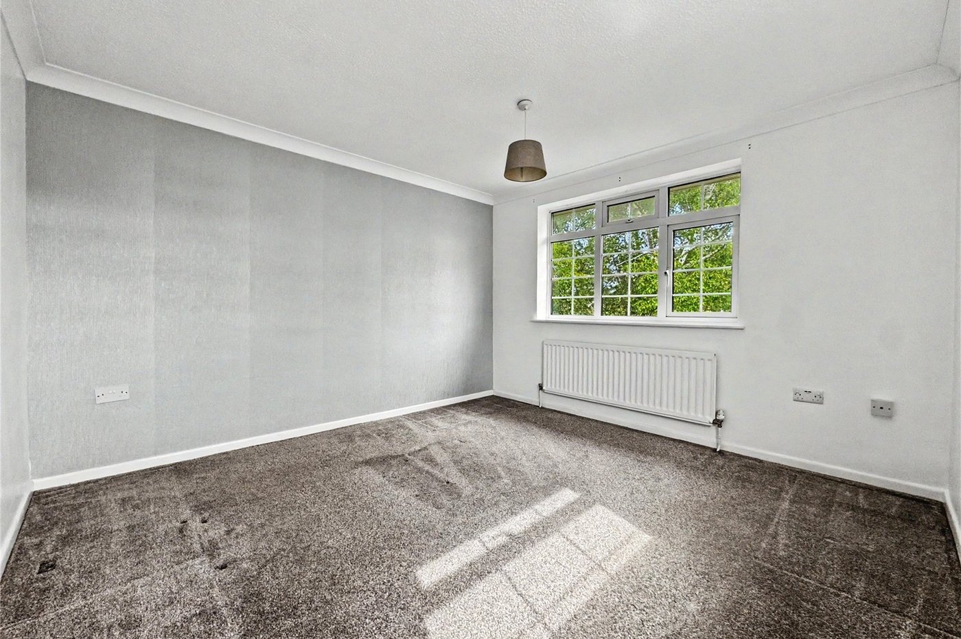 4 bedroom property for sale in Rainham | Robinson Michael & Jackson