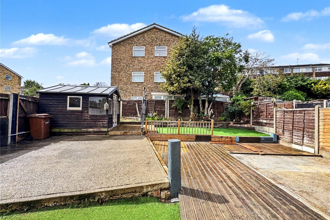 4 bedroom property for sale in Rainham | Robinson Michael & Jackson